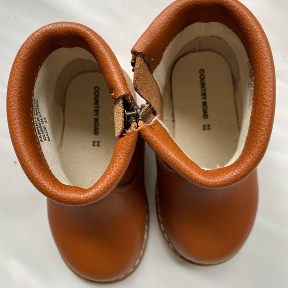 Country Road unisex LEATHER boots - Picture 3 of 4